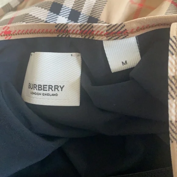 (Sold)Burberry Delia one piece check print Medium M - Picture 9 of 11